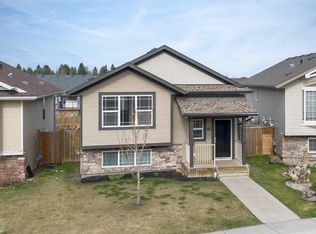 24 E Trimble Clos, Red Deer, AB T4P0N6
