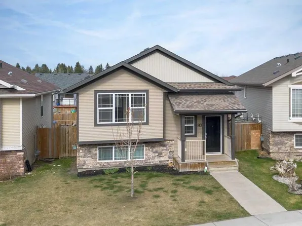 24 E Trimble Clos, Red Deer, AB T4P 0N6