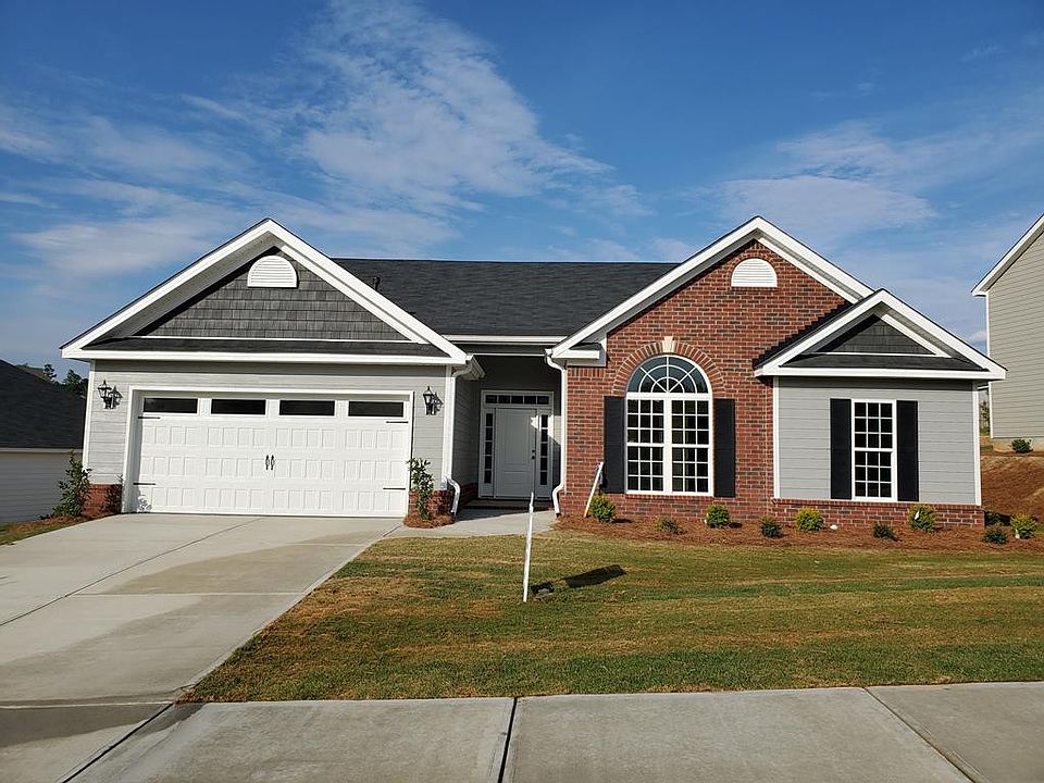 2nd image of 375 Bridle Path Road