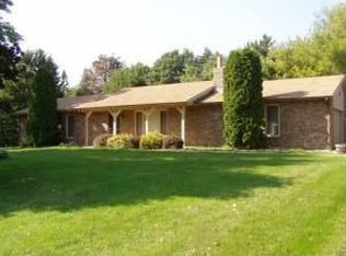 S81W12500 Hi View Dr, Muskego, WI 53150