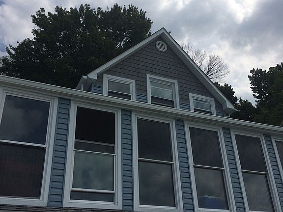 3rd image of 8 Crystal Springs Dr