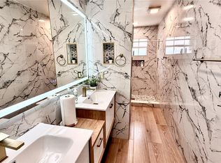 5470 Pine Cir, Coral Springs, FL 33067