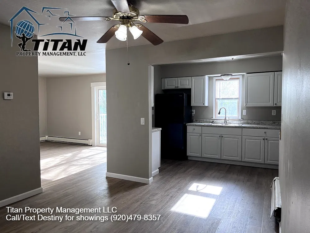 213 Weed Street - 201 — Photo 2
