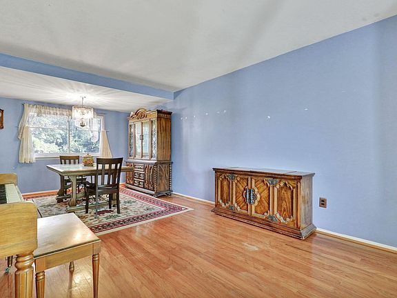 4th image of 6530 Paul Revere Ln
