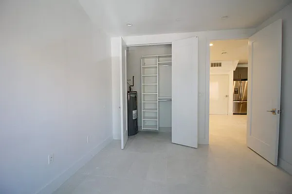 Rented by Elite NY Holdings | media 26