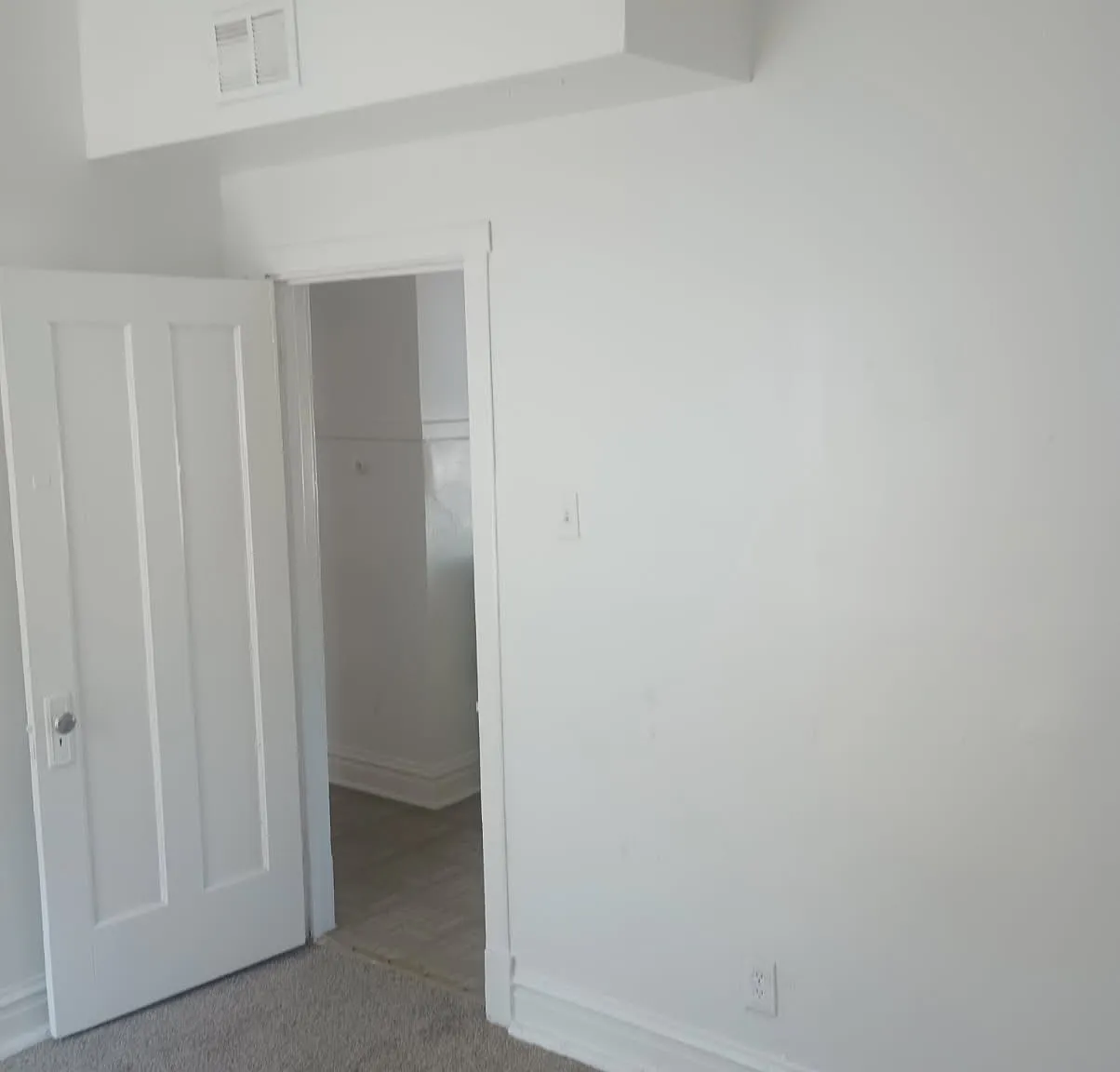 2 bed, 11 sqft, $1,200 — Photo 1