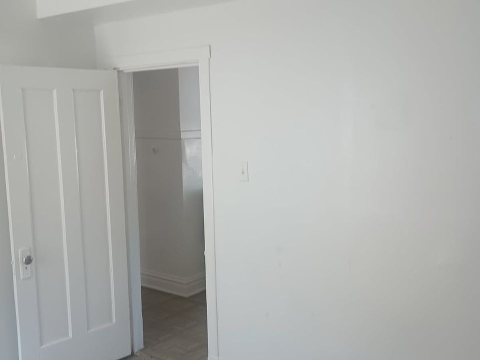 1st image of 1539-1541 N Linder Ave #2