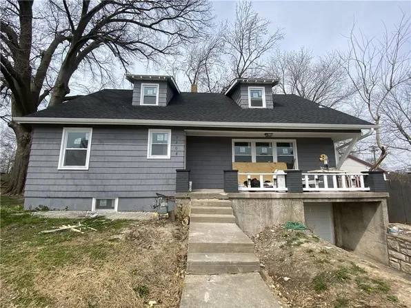 3208 Barnett Ave, Kansas City, KS 66102