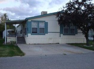 1700 W 2700 N TRLR 222, Farr West, UT 84404