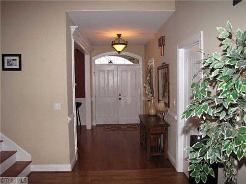 3rd image of 1805 Crossroads Dr