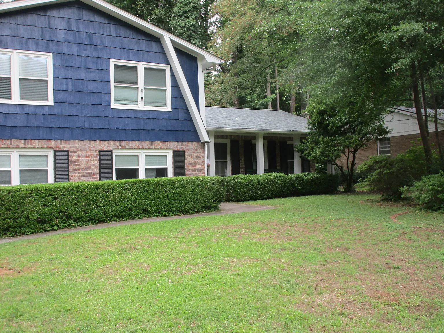 4 bed, 2104 sqft, $2,595 — Photo 3