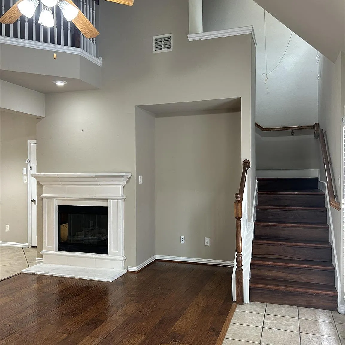 2 bed, 1647 sqft, $2,350 — Photo 3