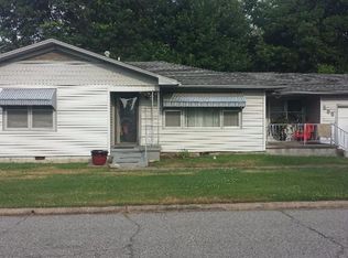 105 Goode Ave, Columbus, KS 66725