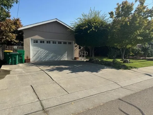 226 E Knoles Way, Stockton, CA 95204
