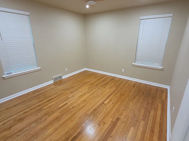 1301 Sunset Dr — Photo 15