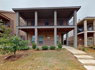 258 Haywood Cir, Lancaster, TX 75146