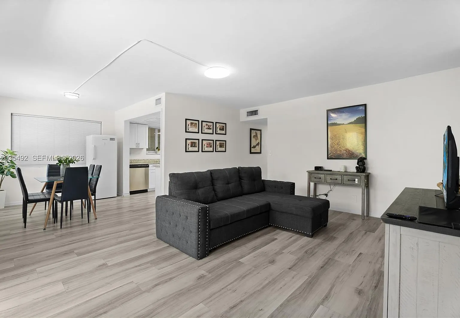 Alton Beach Realty Cos Su — Photo 1