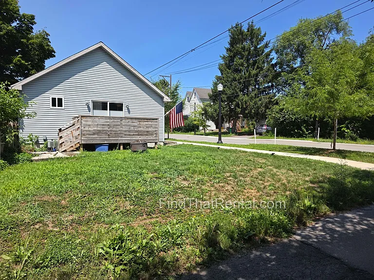 158 B St — Photo 31