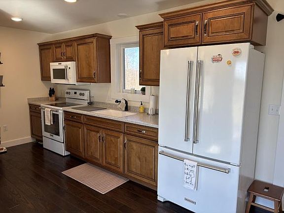 4th image of 5246 McCaully Hill Rd