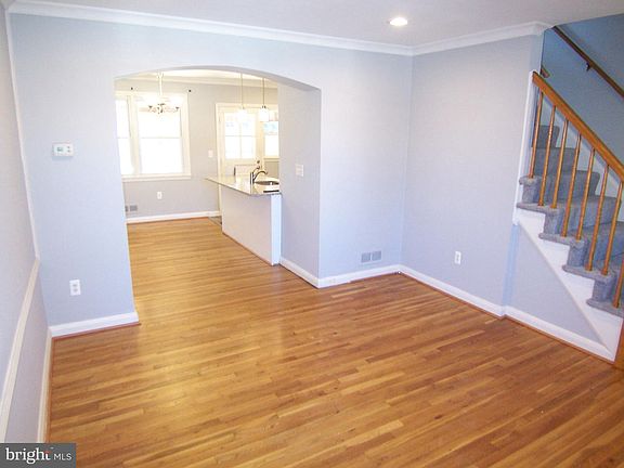 5th image of 7243 Gough St