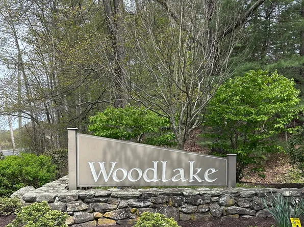 54 Clubhouse Drive #54, Woodbury, CT 06798