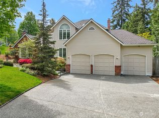 15515 102nd Ave NE, Bothell, WA 98011