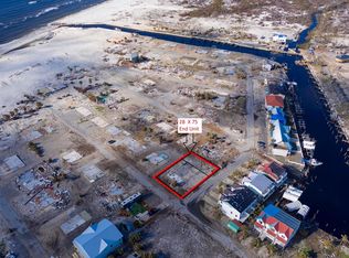 101 Miramar Dr, Mexico Beach, FL 32456