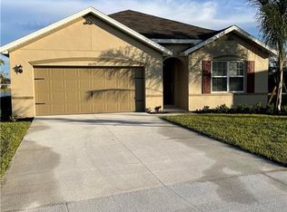 18179 White Dove Ct, Lehigh Acres, FL 33972