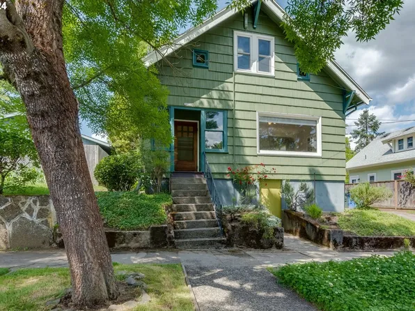 2021 SE Marion St, Portland, OR 97202