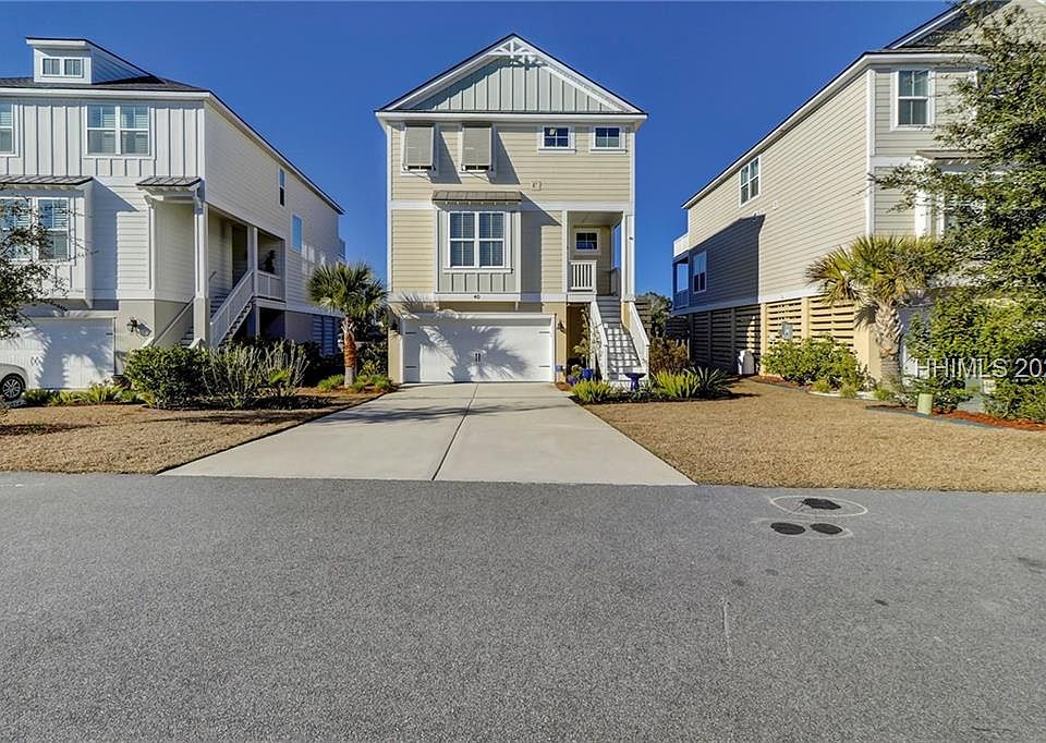 1st image of 40 Hammock Oaks Cir