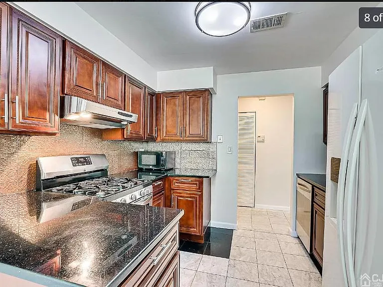 1111 Green Hollow Dr #1111 — Photo 12
