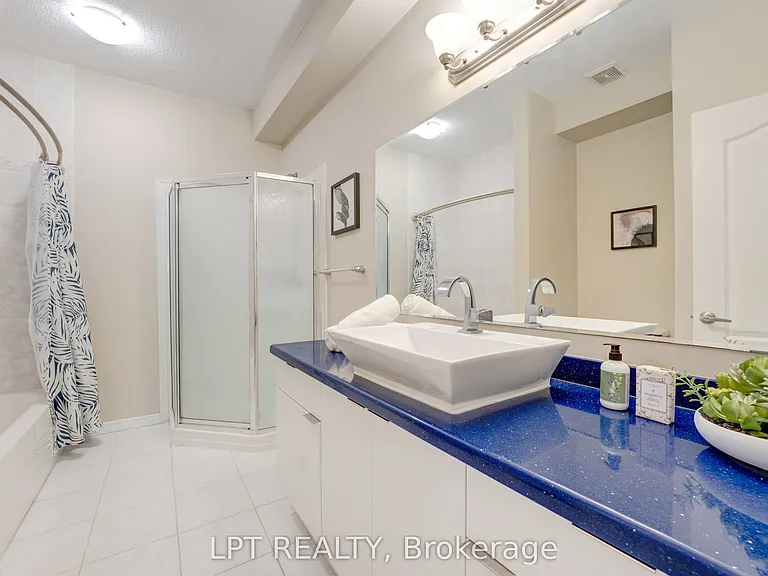 795 Laurelwood Dr #13 — Photo 32