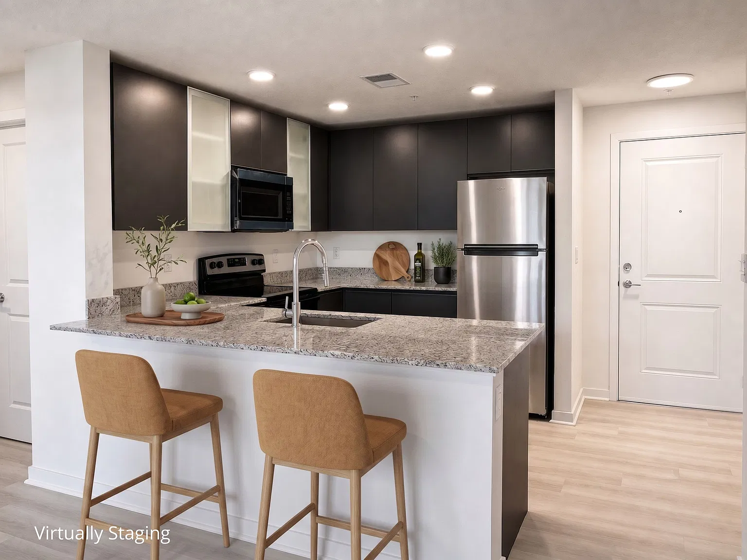 Brand-New Millenia Park Gem | 2 Bed + Den, 2 Bath Near Universal. Move-in Ready! — Photo 4