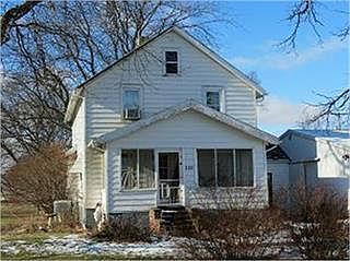 1st image of 220 N 8th St