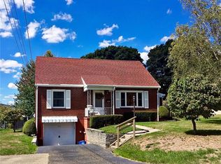224 Sunset Dr, Lower Burrell, PA 15068