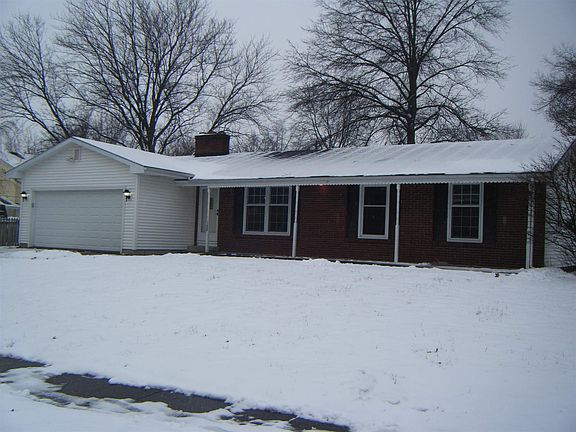 2nd image of 1609 Lake Forest Dr