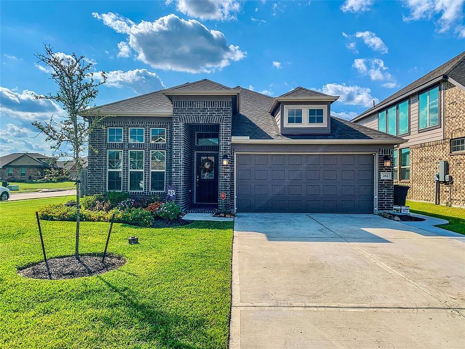 1st image of 262 Rolling Creek Ln
