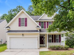 7712 Braefield Dr, Raleigh, NC 27616