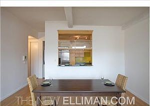 2nd image of 492 Henry St APT 4D