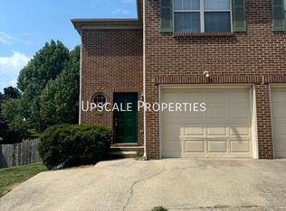 3653 Walden Dr, Lexington, KY 40517