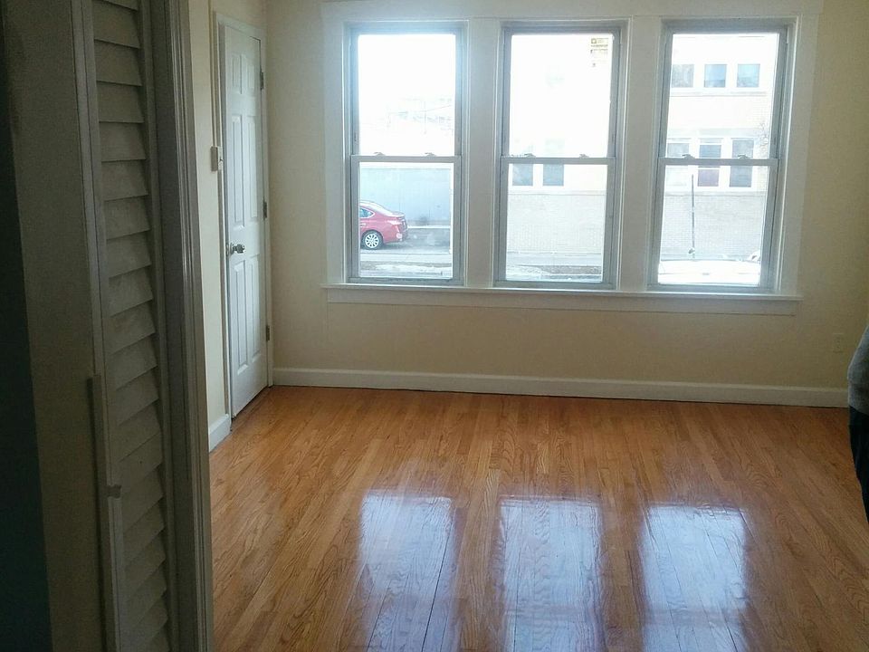 1st image of 4340 N Kimball Ave