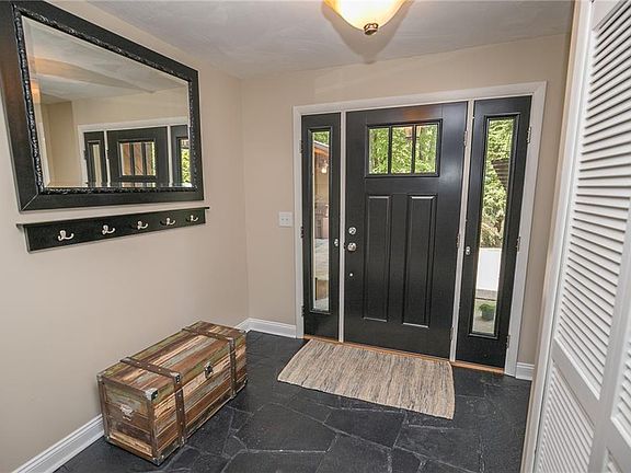 3rd image of 4918 Sherman Wood Dr