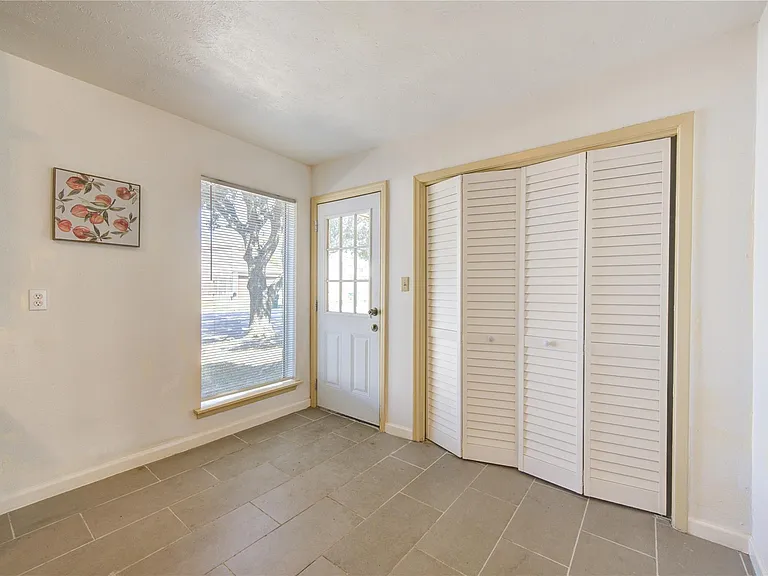 4403 Willow Beach Dr — Photo 26