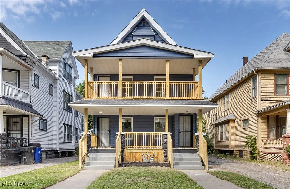 10209 Ostend Ave photo 1