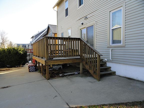 3rd image of 326 W Sumner St #328