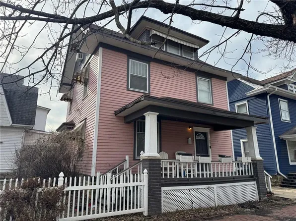 1009 SW Huntoon St, Topeka, KS 66604