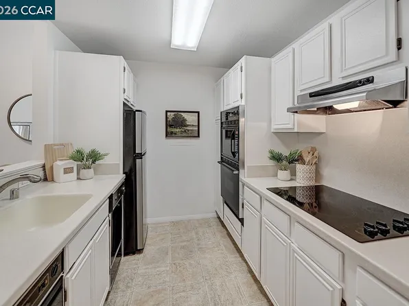 1860 Tice Creek Dr APT 1241, Walnut Creek, CA 94595