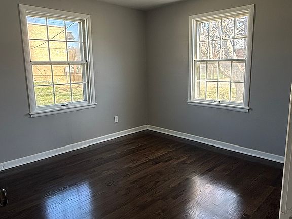 3rd image of 524 E 26th Ave