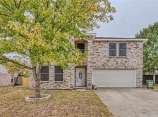 1004 White Dove Dr, Arlington, TX 76017