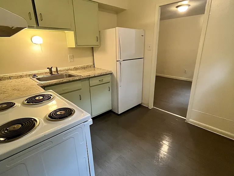 2646 Harrison Ave #1 — Photo 3